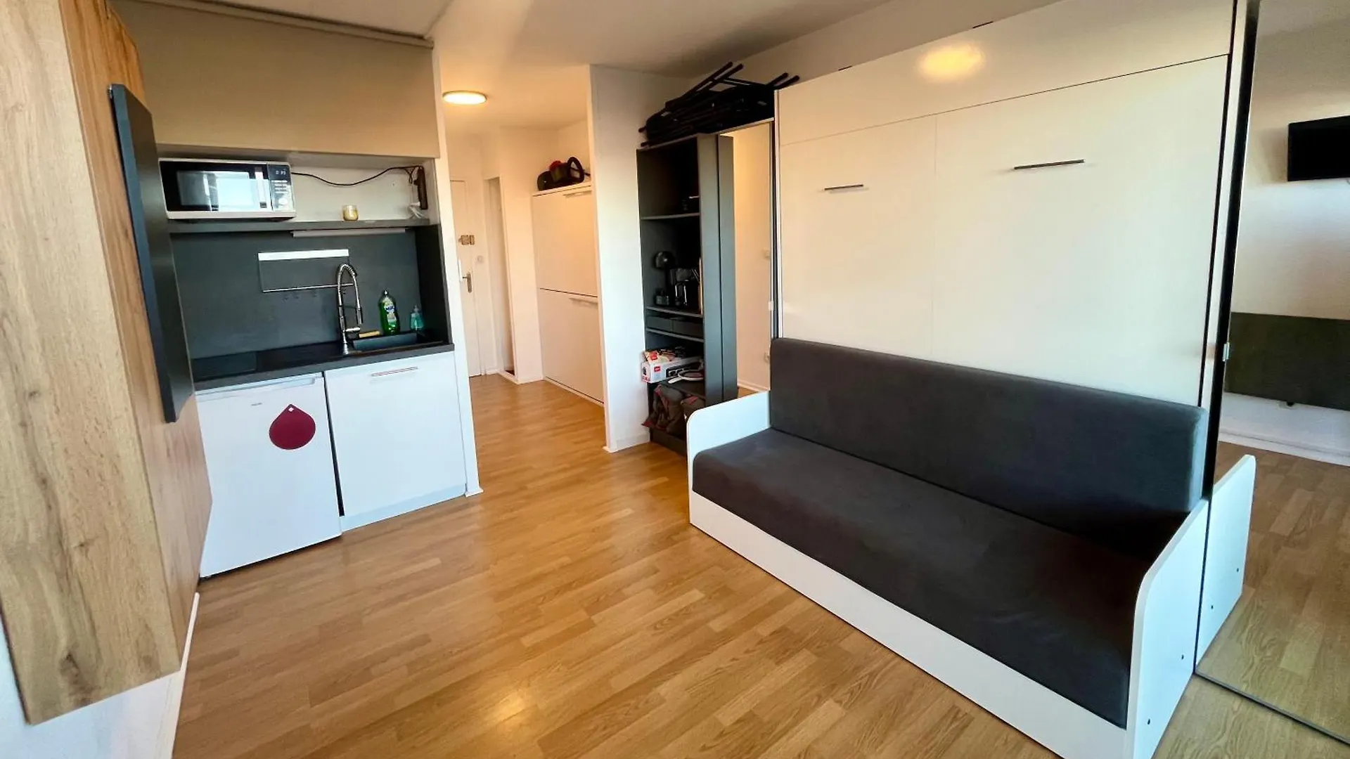 Studio A Guzet Neige Aux Pieds Des Pistes Et De Ecole De Ski Ustou 0*,